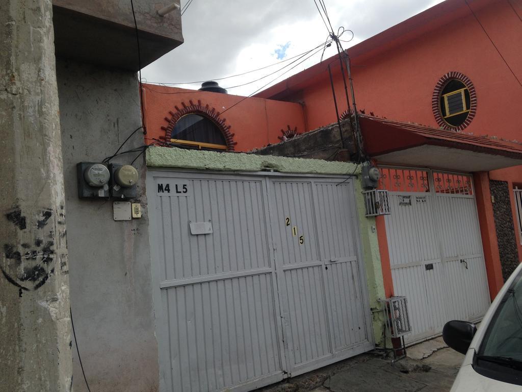 Hostal Makea Pachuca מראה חיצוני תמונה